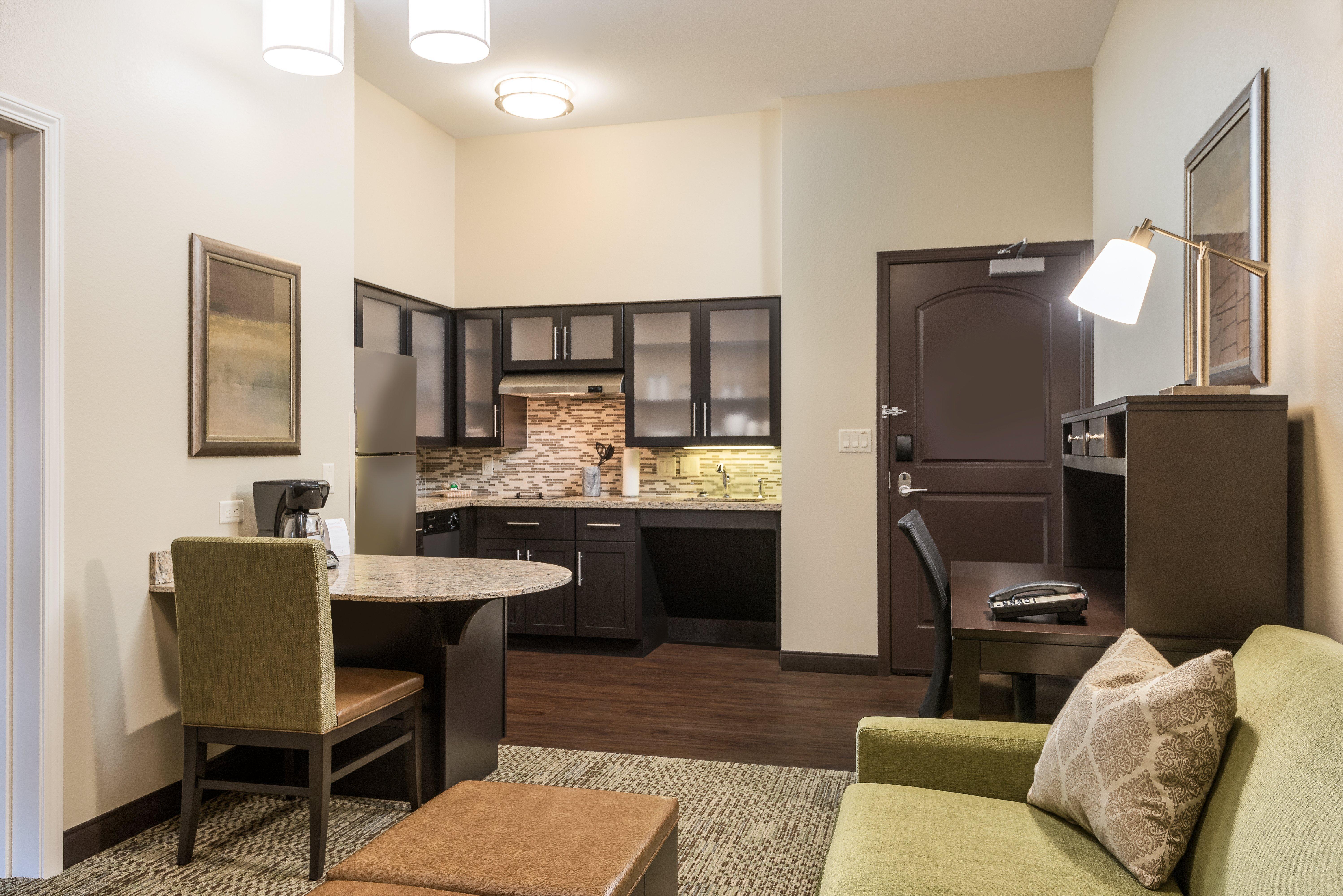 Staybridge Suites Eau Claire - Altoona By Ihg Ngoại thất bức ảnh